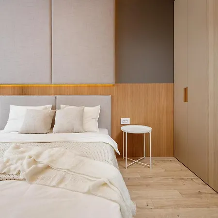 Ada Homes Coresi 706 * براشوف