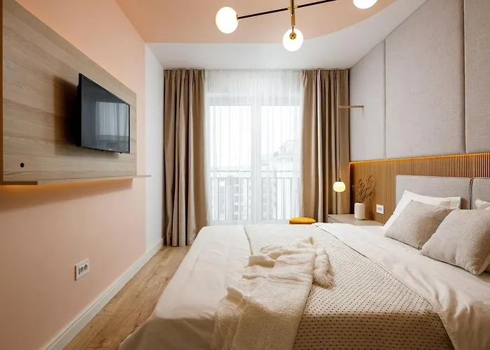 Ada Homes Coresi 706 Apartment