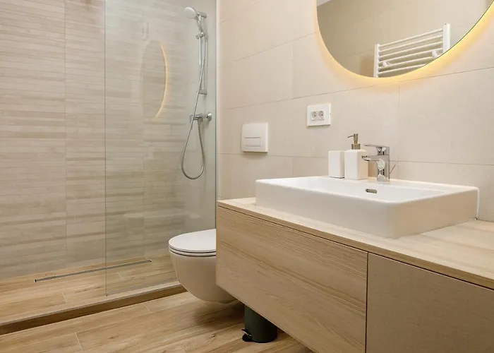 Apartmán Ada Homes Coresi 706